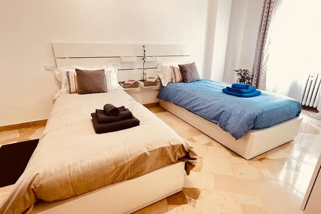 New And Elegant Apartment On The Navigli Netflix E Disney Milano Italia