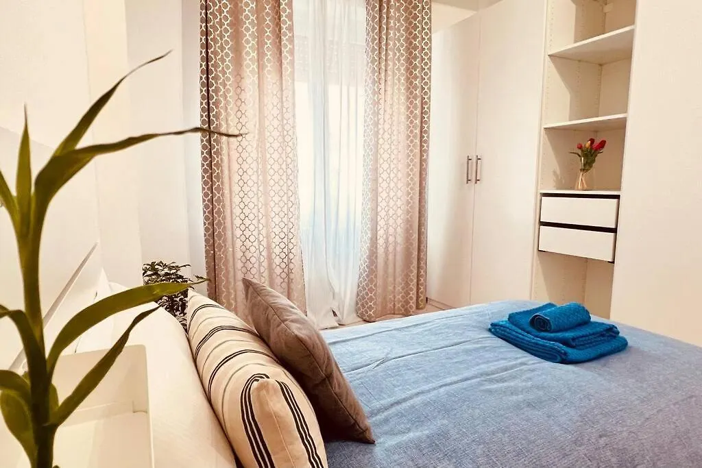 New And Elegant Apartment On The Navigli Netflix E Disney Milano Italia