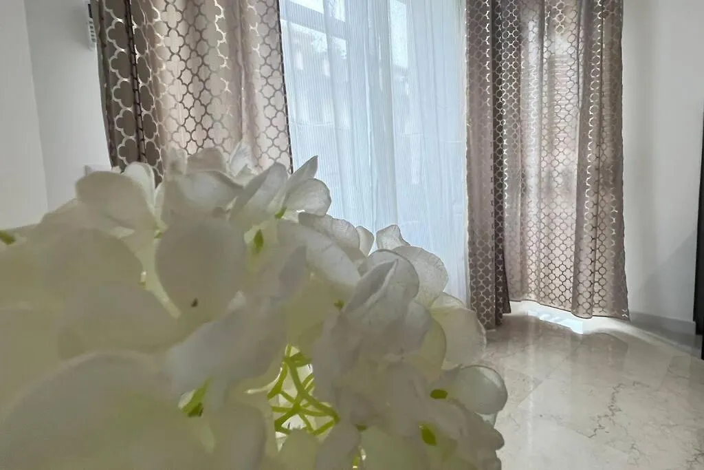 New And Elegant Apartment On The Navigli Netflix E Disney Milano
