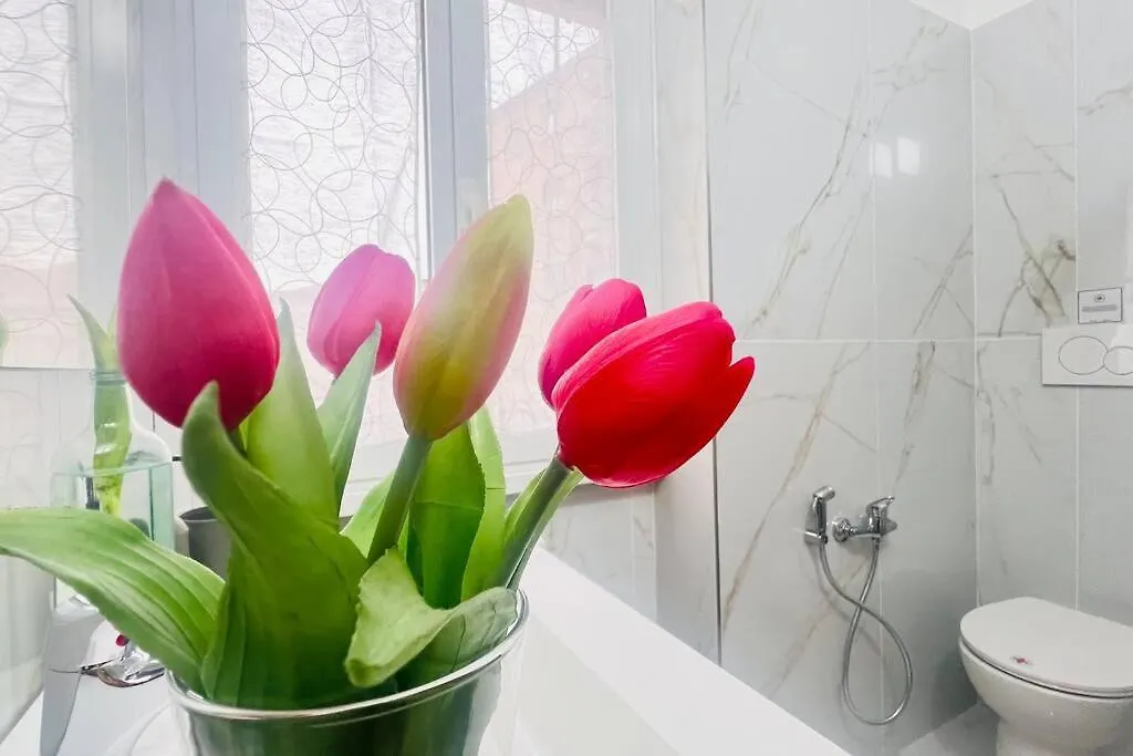 New And Elegant Apartment On The Navigli Netflix E Disney Milano