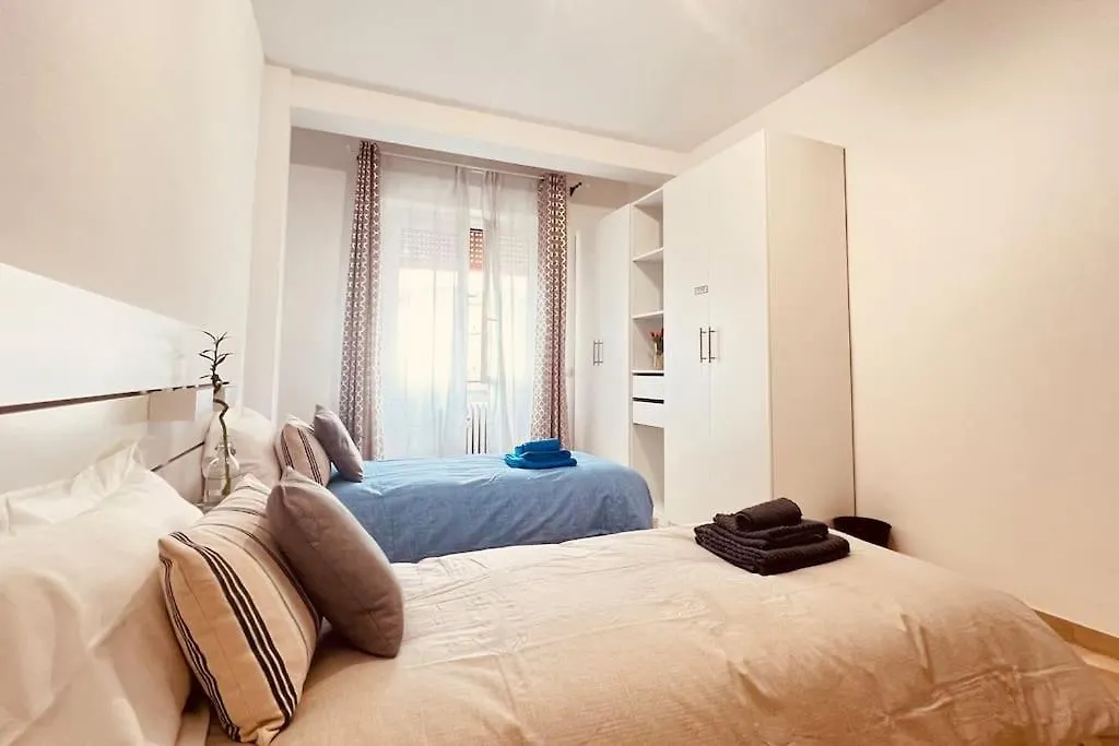 New And Elegant Apartment On The Navigli Netflix E Disney Milan
