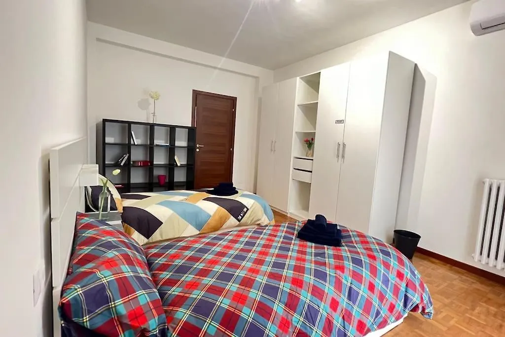 New And Elegant Apartment On The Navigli Netflix E Disney Milan