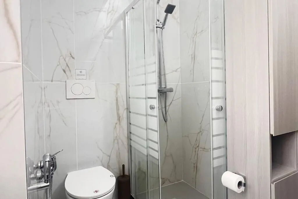 New And Elegant Apartment On The Navigli Netflix E Disney Milan