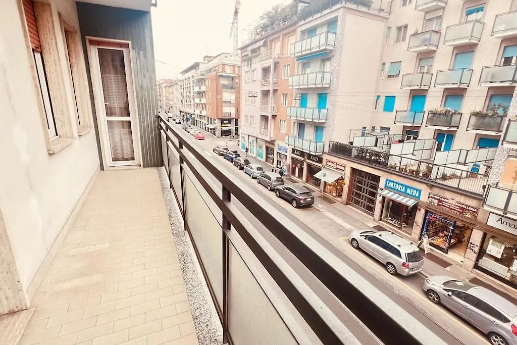 New And Elegant Apartment On The Navigli Netflix E Disney Milan
