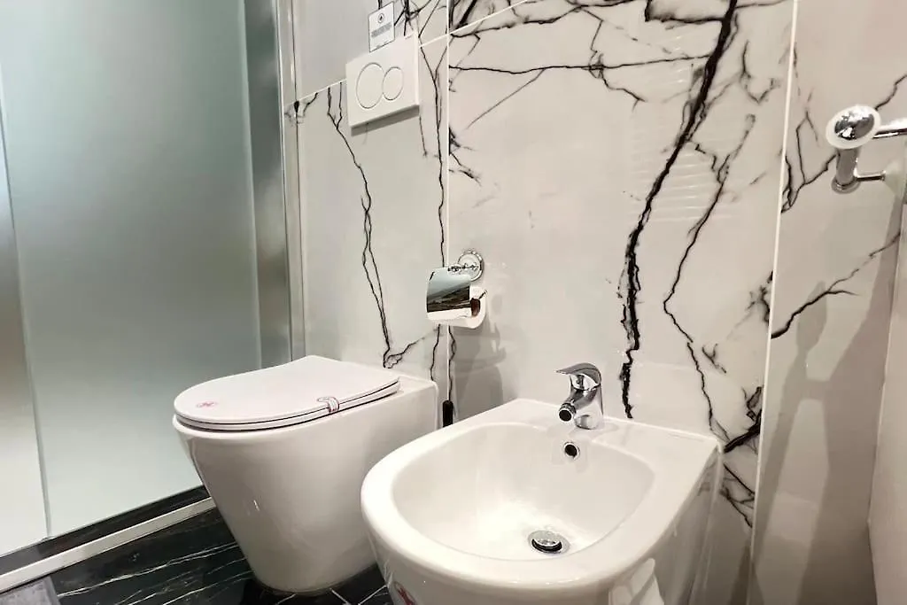 New And Elegant Apartment On The Navigli Netflix E Disney Milan